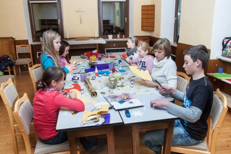 Weihnachtsbasteln mit Kindern